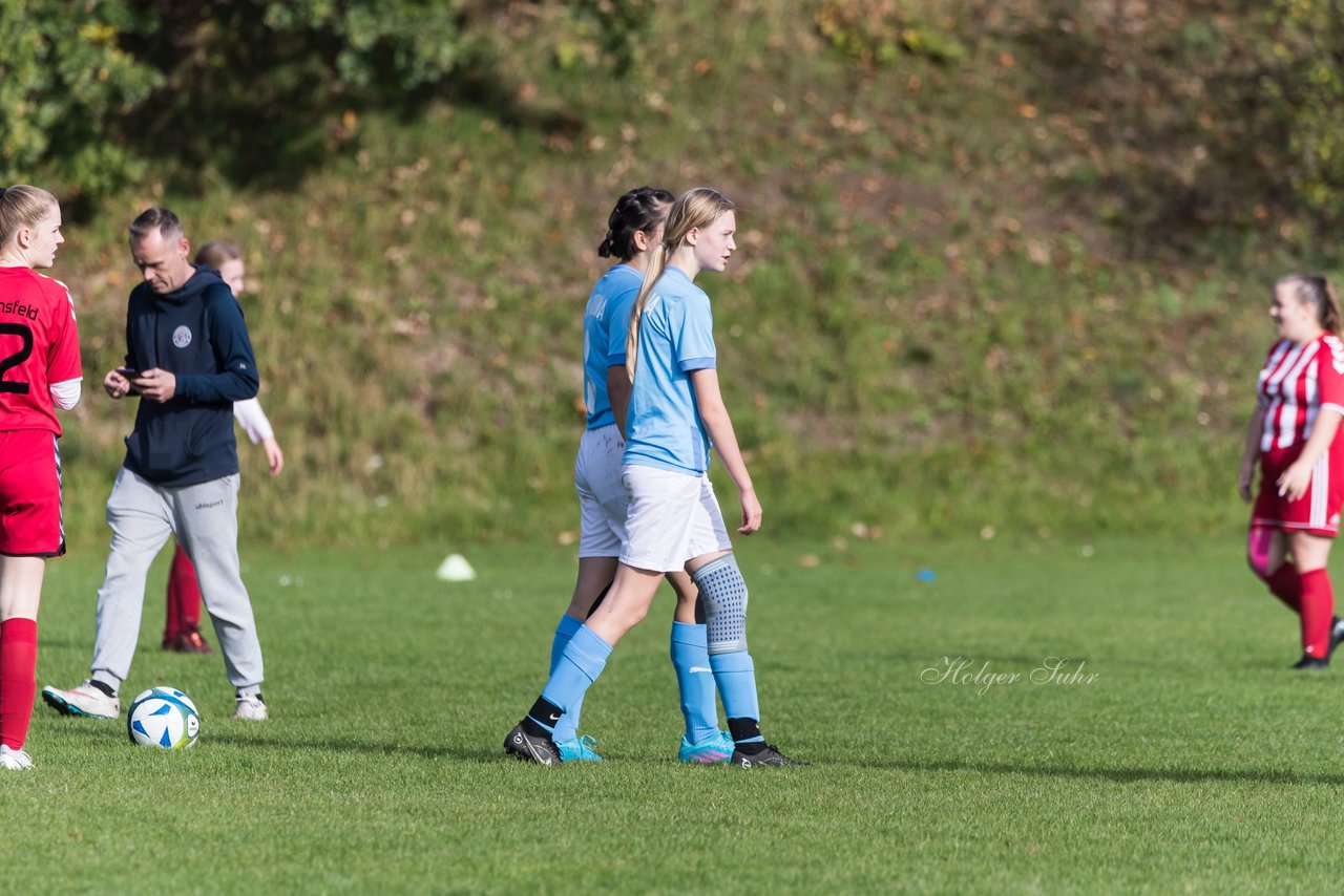 Bild 348 - wBJ TuS Tensfeld - SV Fortuna St. Juergen